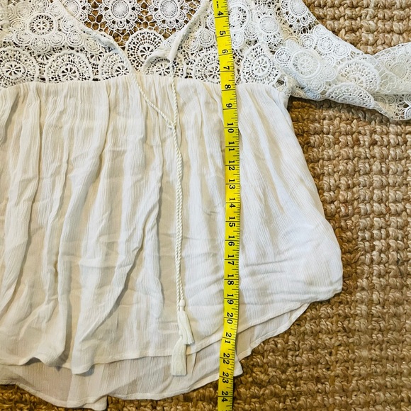 American Eagle M White Lace Boho Top - Picture 9 of 10